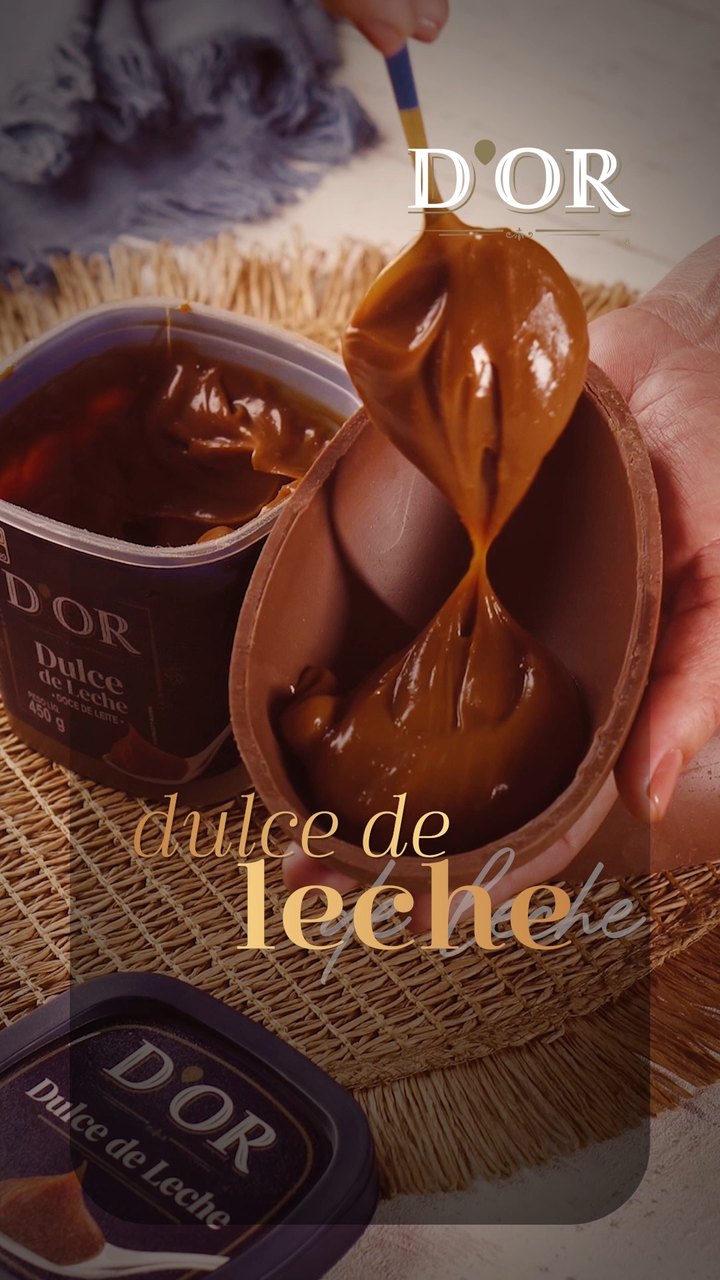 Thumbnail da campanha D'OR Dulce de Leche: ovo de Páscoa sendo preenchido com doce de leite